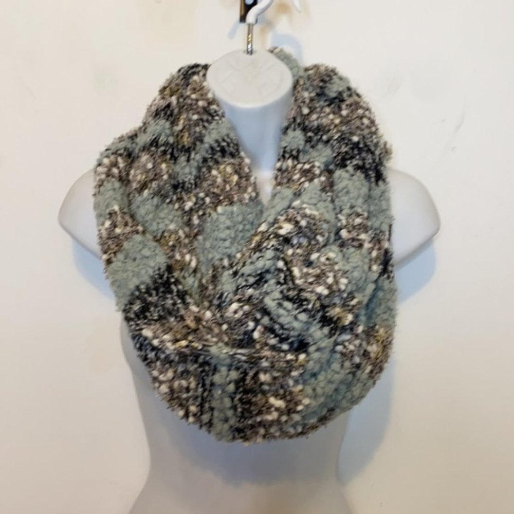Urban Outfitters Ecote Beautiful Infinity Scarf One Size